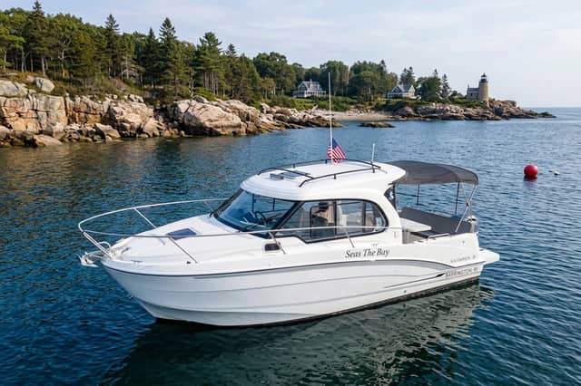 2023 Beneteau Antares 8