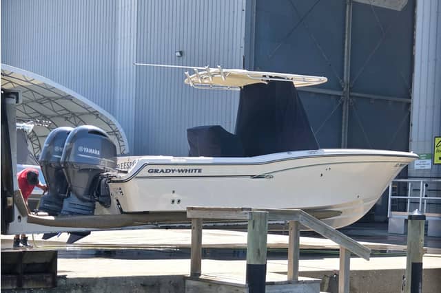 2017 Grady-White Fisherman 257