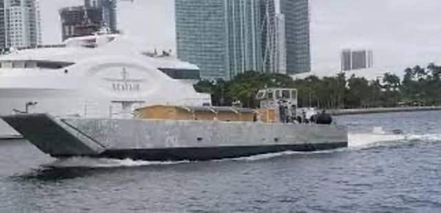 1992 Swiftships LCM8