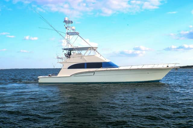 2001 Donzi 73 Sport Yacht