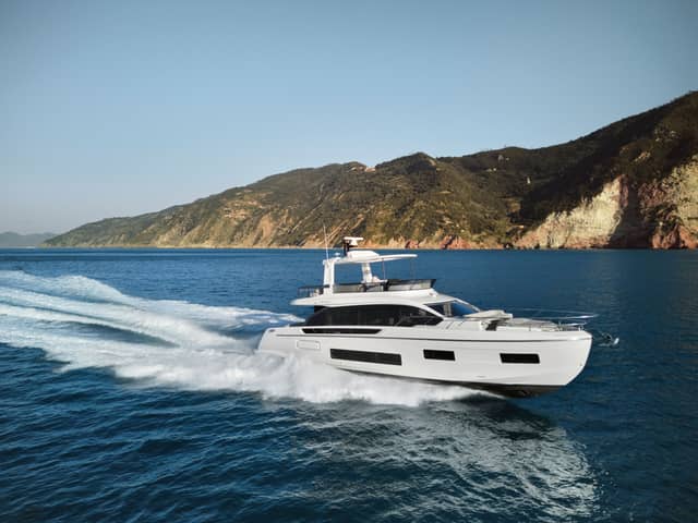 2026 Azimut FLY 62