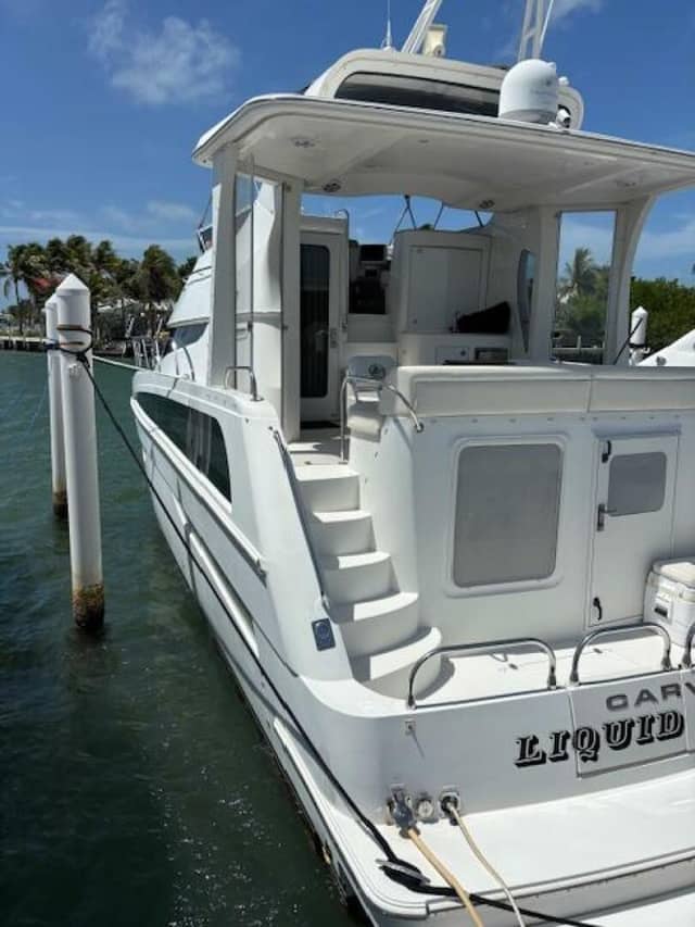 2006 Carver 43 Motor Yacht