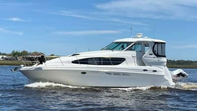 2004 Sea Ray 390 Motor Yacht
