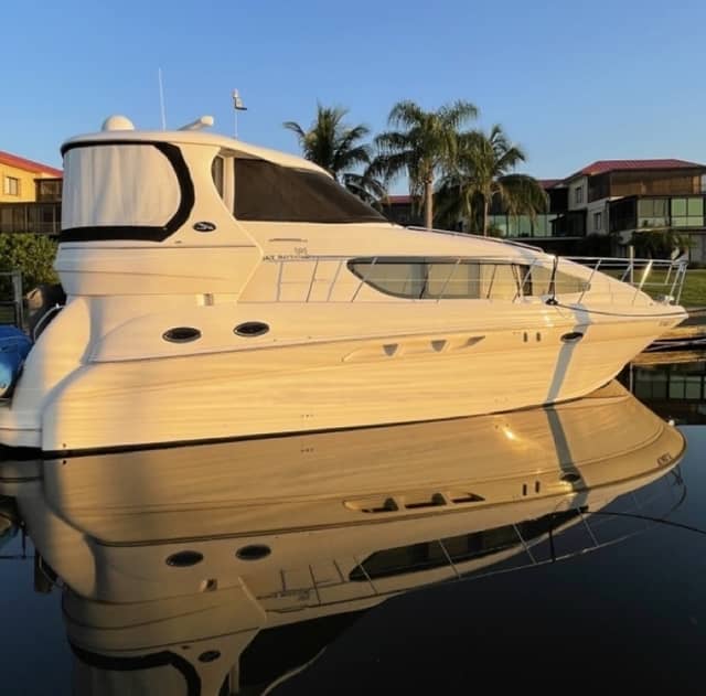 2004 Sea Ray 390 Motor Yacht