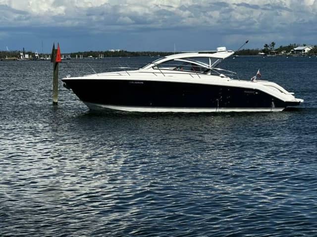 2013 Pursuit 365 SCI