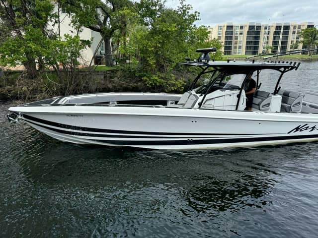 2024 Nor-Tech 390 Sport Center Console