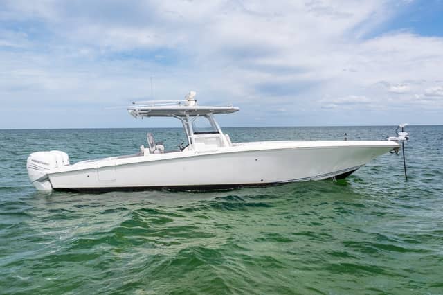 2021 Fountain 38 Center Console