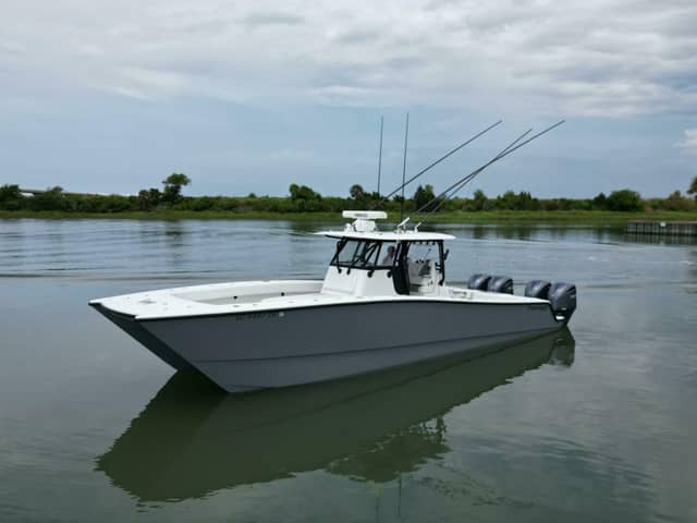 2017 Freeman 37 VH