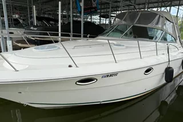 2001 Monterey 322 Cruiser