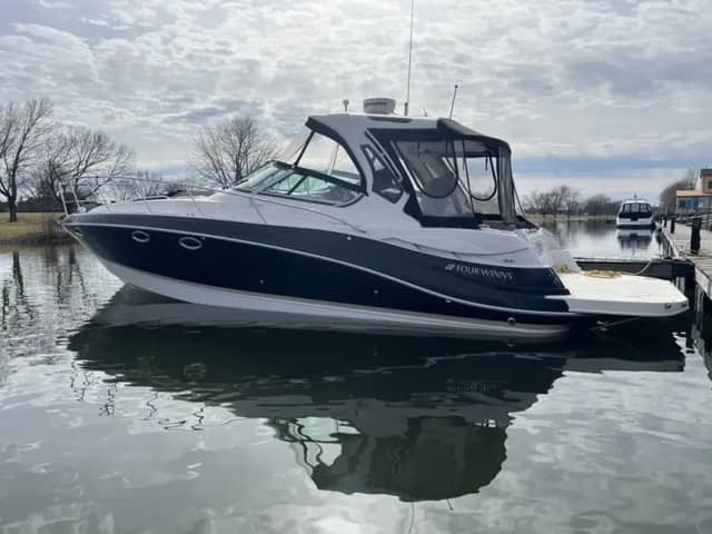 2015 Four Winns 375 Vista