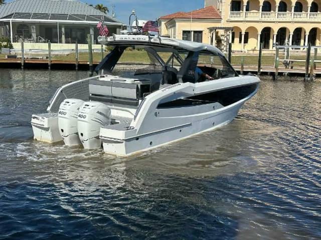2022 Galeon 325 GTO