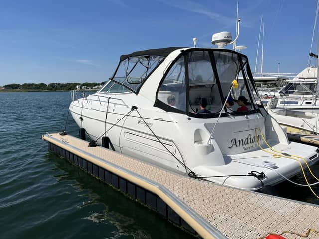 2002 Cruisers 35 Express
