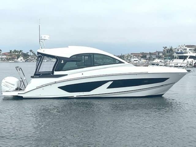 2022 Beneteau 32 Gran Turismo