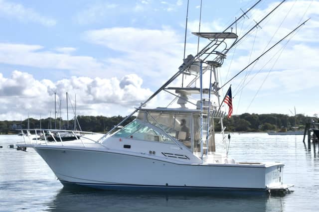 2000 Cabo 31 Express