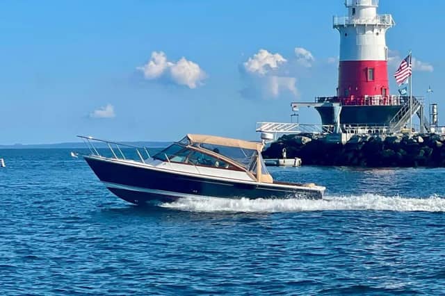 2009 Hunt Yachts