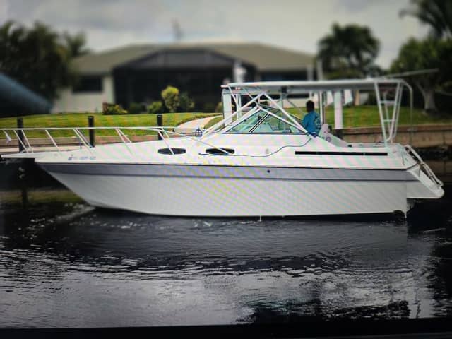 1987 Chris-Craft 284