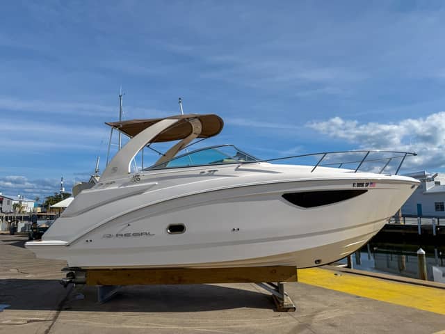 2020 Regal 26 Express