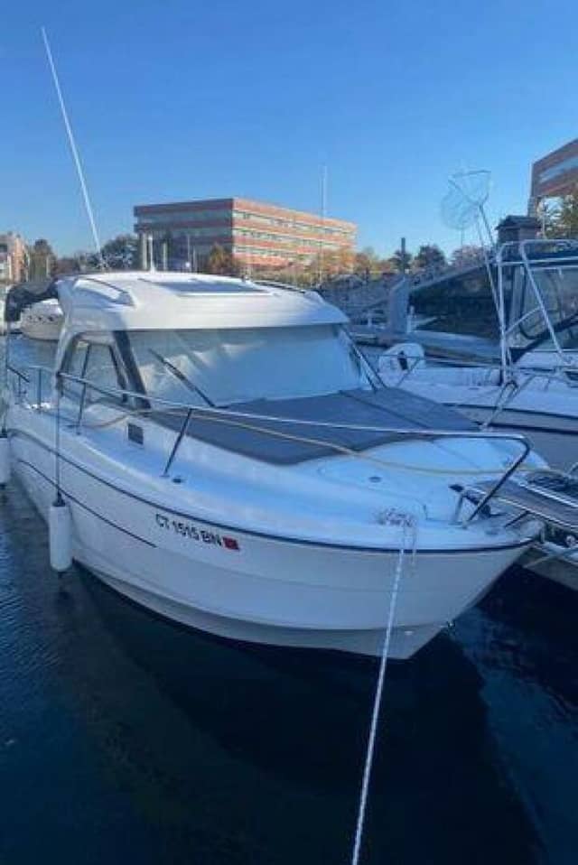 2021 Beneteau Antares 23 or 8