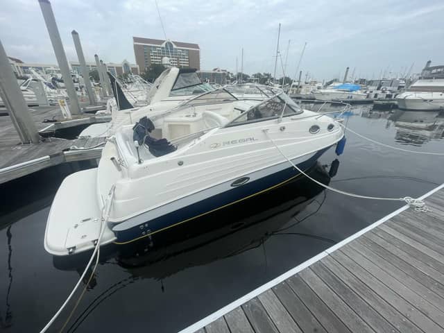 2005 Regal 2465