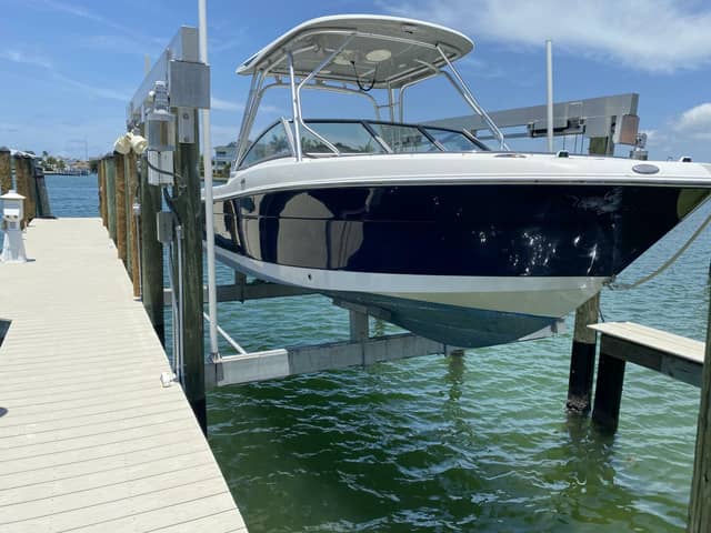 2011 Robalo