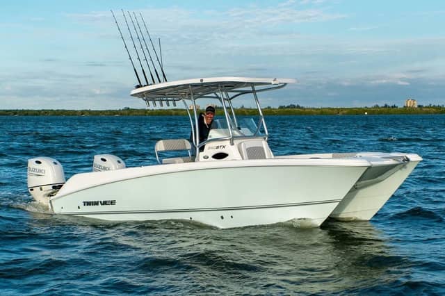 2026 Twin Vee 240 STX CC