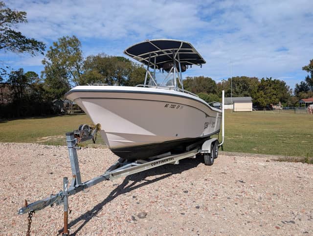 2002 Grady-White 209 Escape