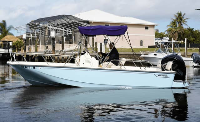 2023 Boston Whaler 190 Montauk