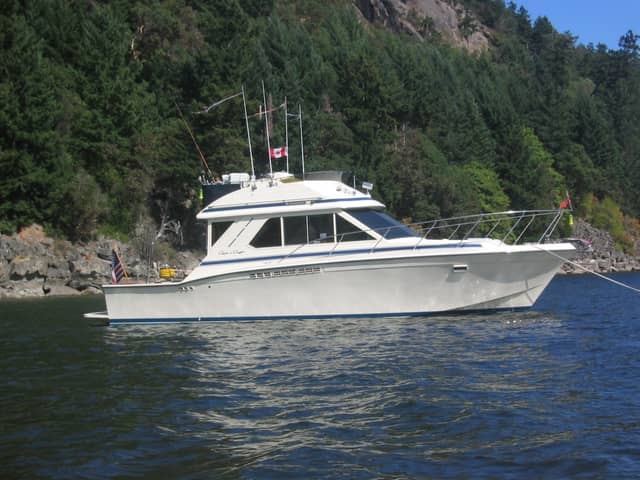 1987 Chris-Craft 44 Sedan