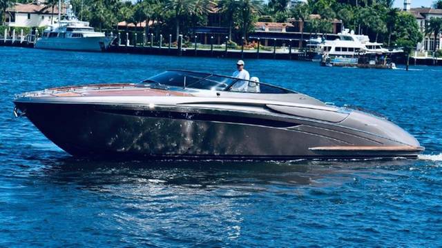 2006 RIVA YACHT