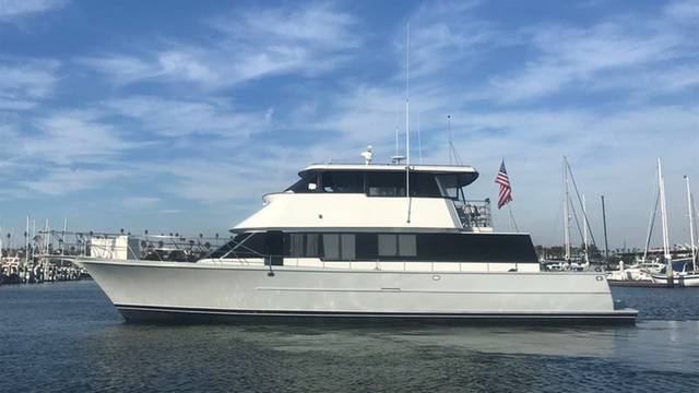 1989 CUSTOM La Conner Sky Lounge