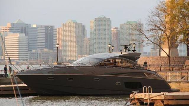 2012 SUNSEEKER Predator