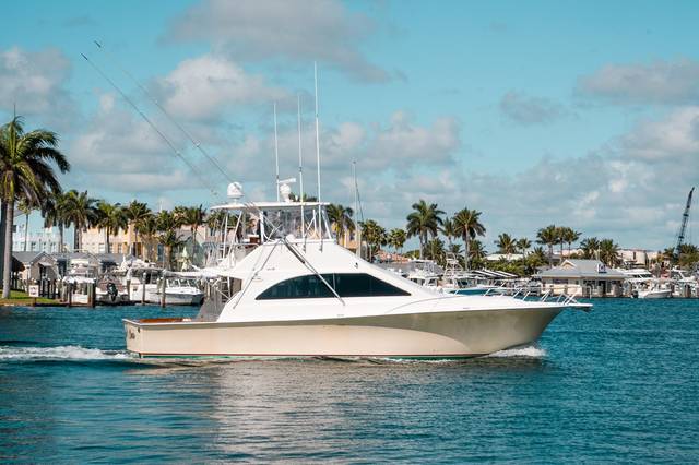 2000 OCEAN YACHTS