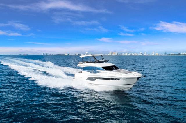 2020 PRESTIGE 520