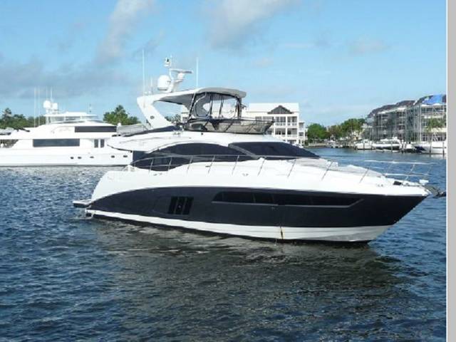 2017 SEA RAY L590 Fly
