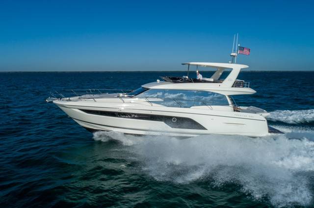2023 PRESTIGE 590 Fly