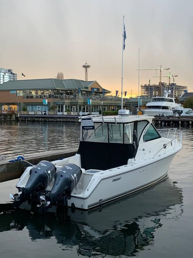 2011 PURSUIT BOATS OS 315 Offshore