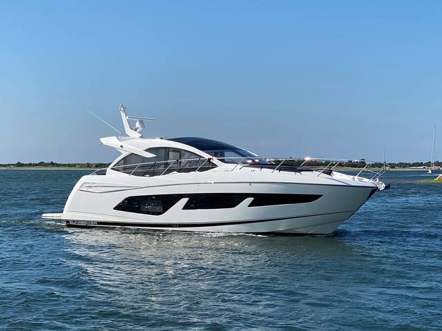 2019 SUNSEEKER Predator 50