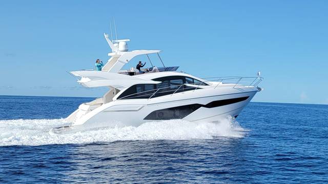 2018 SUNSEEKER Manhattan 52