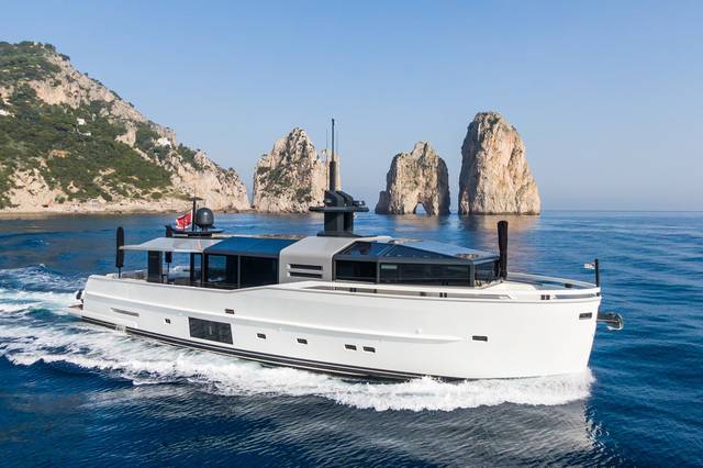 2019 ARCADIA YACHTS A85