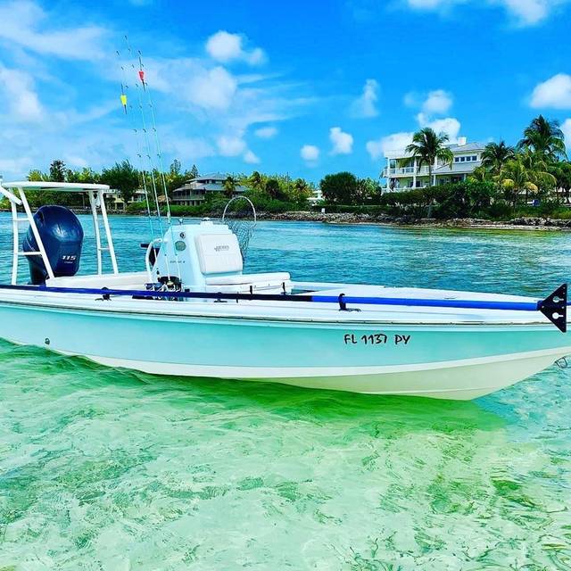 2015 HEWES 18 Redfisher