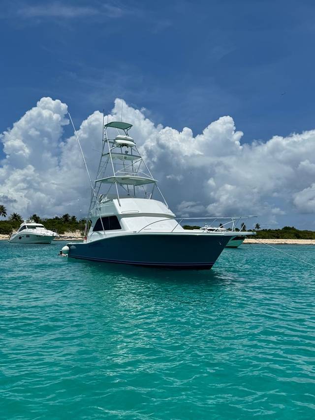 1997 VIKING 43 Convertible