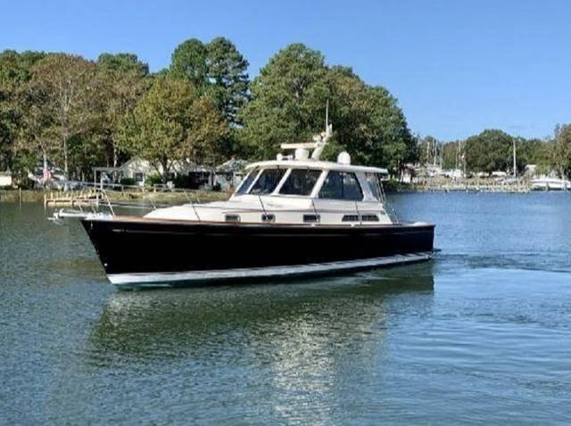 2008 SABRE YACHTS Express