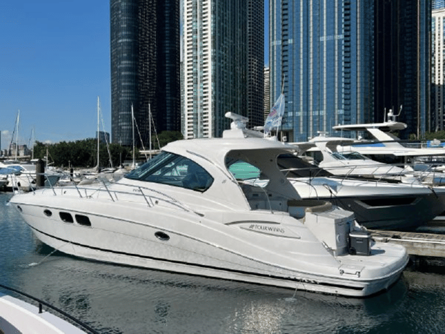 2011 FOUR WINNS V475