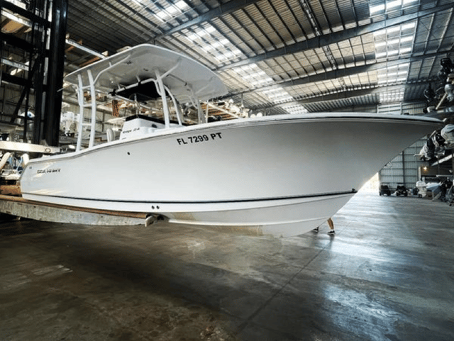 2014 SEA HUNT Edge 2441