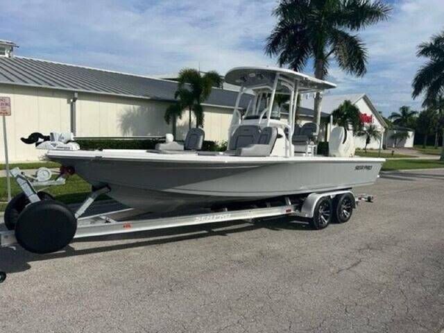 2021 SEA PRO 248 Bay
