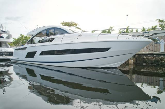 2018 FAIRLINE