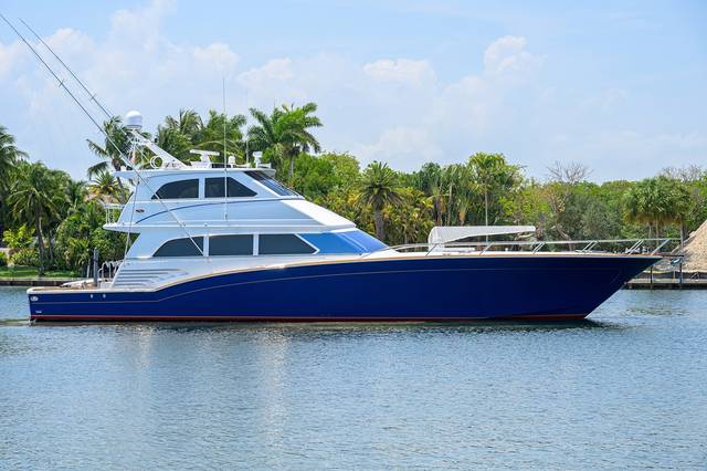 2004 SEA FORCE IX Enclosed Bridge