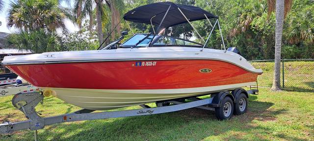 2019 SEA RAY Sundancer Coupe