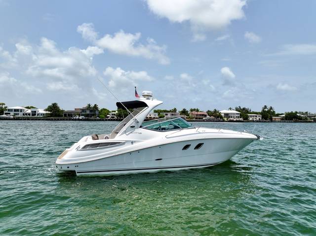 2014 SEA RAY 330 SUNDANCER