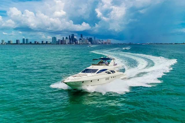 2007 AZIMUT YACHTS Flybridge Evolution